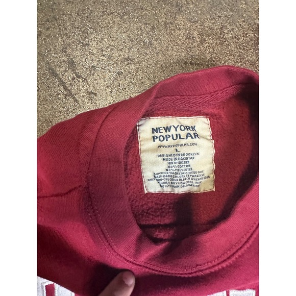 New York Popular Oregon Crewneck Sweatshirt Burgundy White Striped Sleeve L - Picture 3 of 4